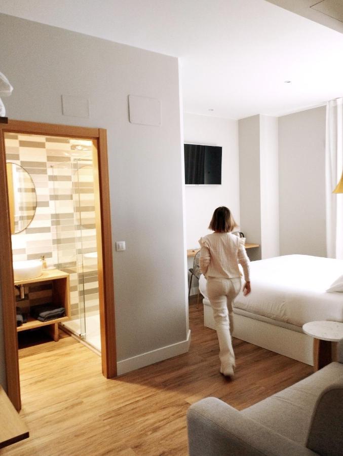 Habital Suites ฮากา ภายนอก รูปภาพ