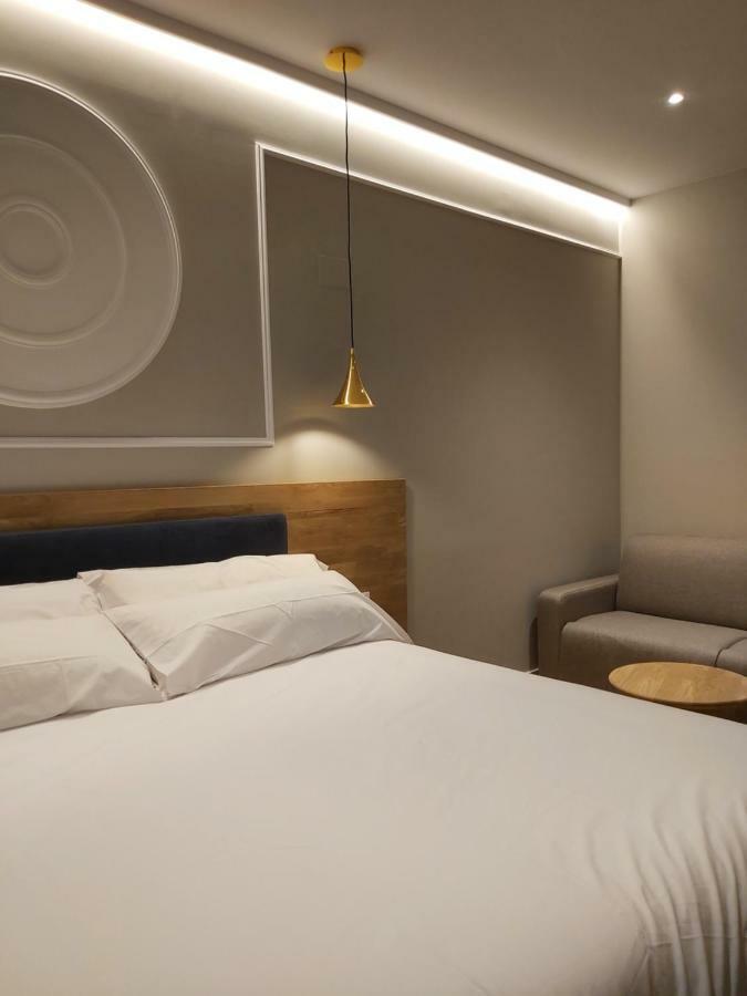 Habital Suites ฮากา ภายนอก รูปภาพ