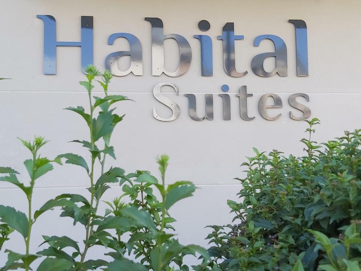 Habital Suites ฮากา ภายนอก รูปภาพ