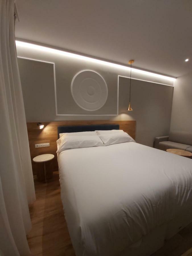 Habital Suites ฮากา ภายนอก รูปภาพ