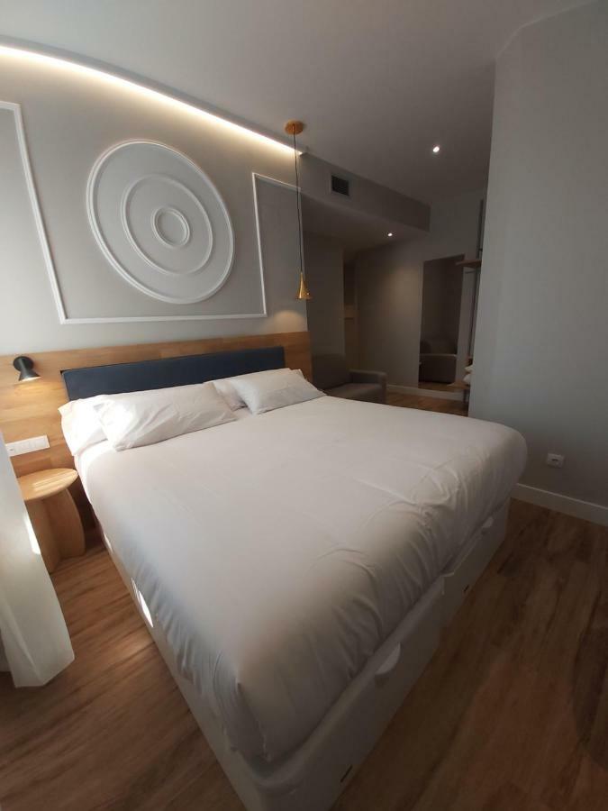 Habital Suites ฮากา ภายนอก รูปภาพ