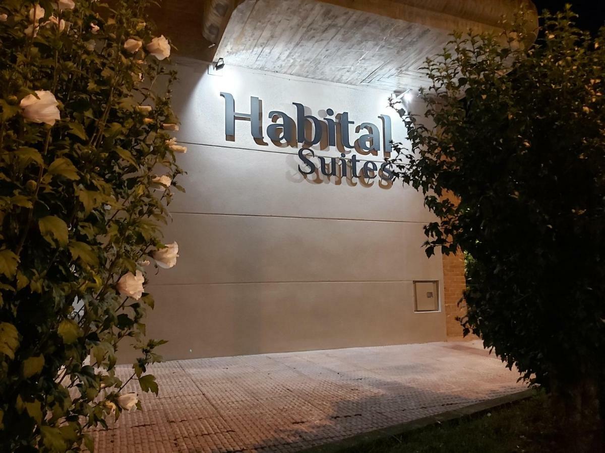 Habital Suites ฮากา ภายนอก รูปภาพ