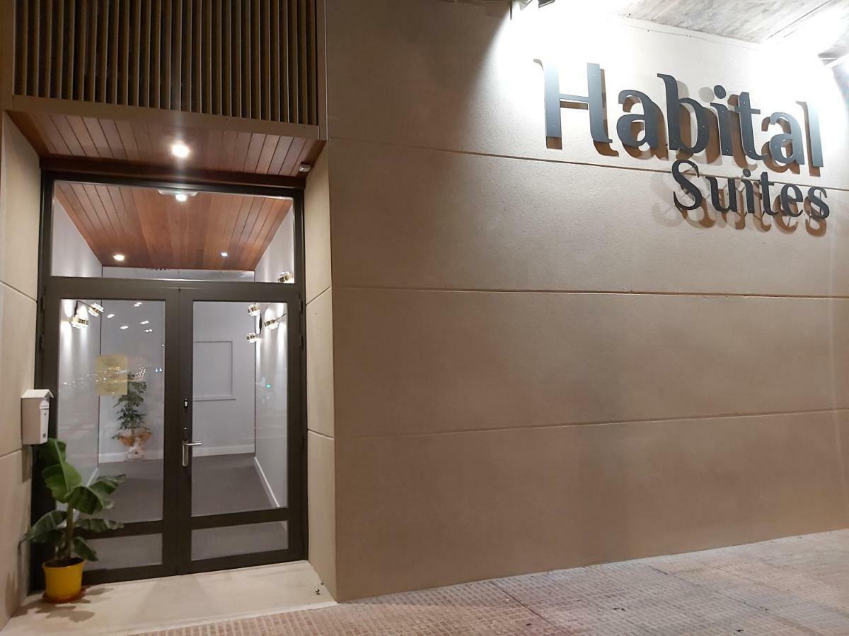 Habital Suites ฮากา ภายนอก รูปภาพ