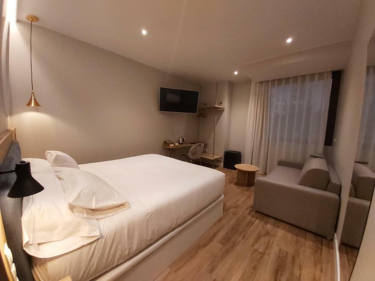 Habital Suites ฮากา ภายนอก รูปภาพ