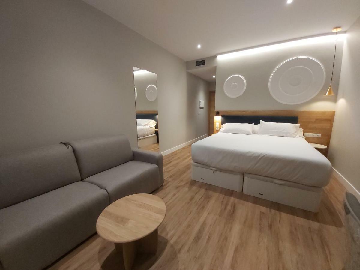 Habital Suites ฮากา ภายนอก รูปภาพ
