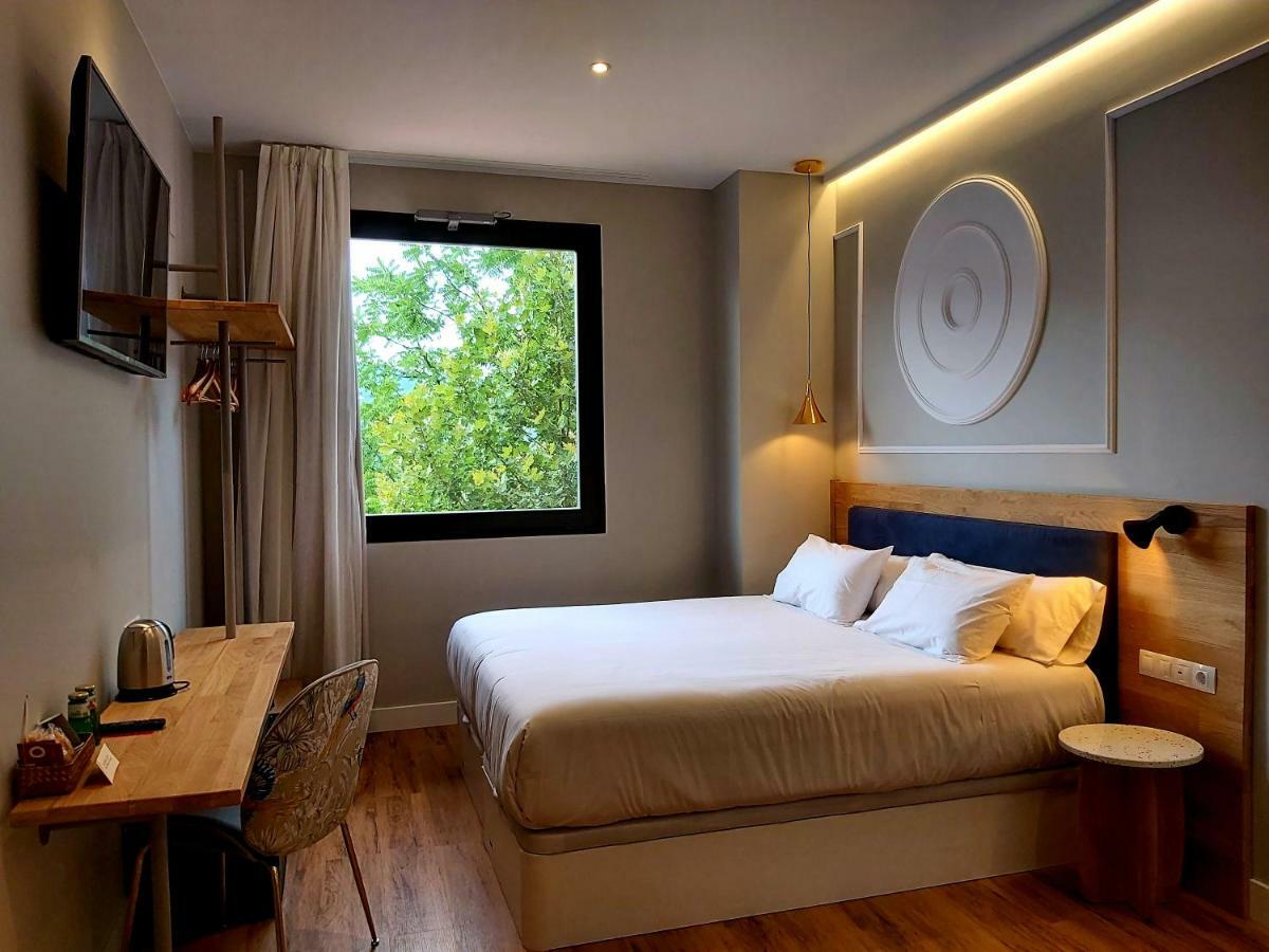 Habital Suites ฮากา ภายนอก รูปภาพ