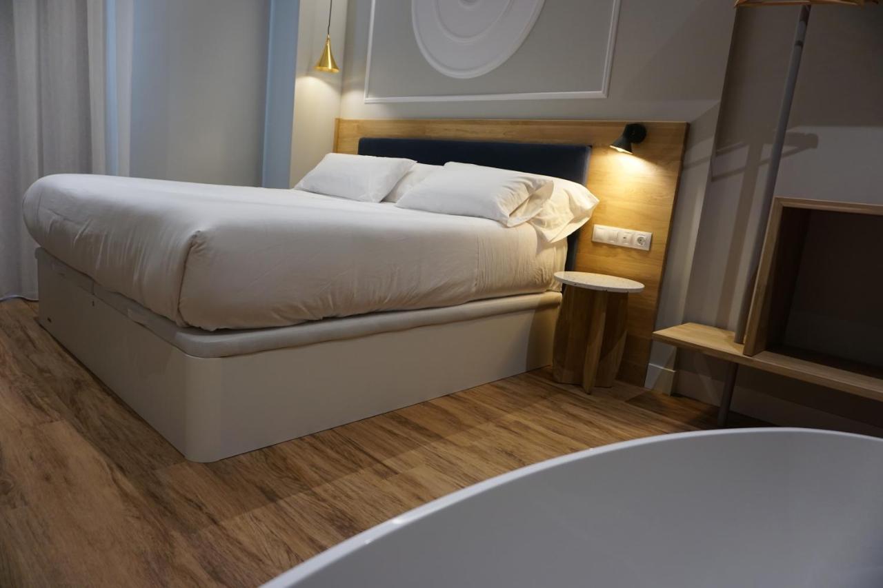 Habital Suites ฮากา ภายนอก รูปภาพ